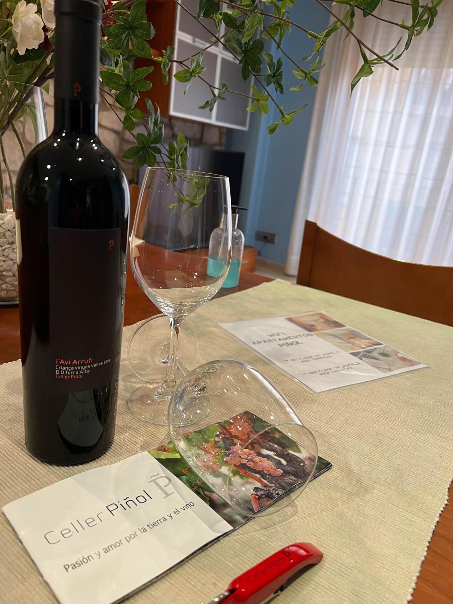 Enoturismo Celler Pinol Apartment Batea Exterior photo